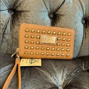 Traci Lynn Stud Wristlet